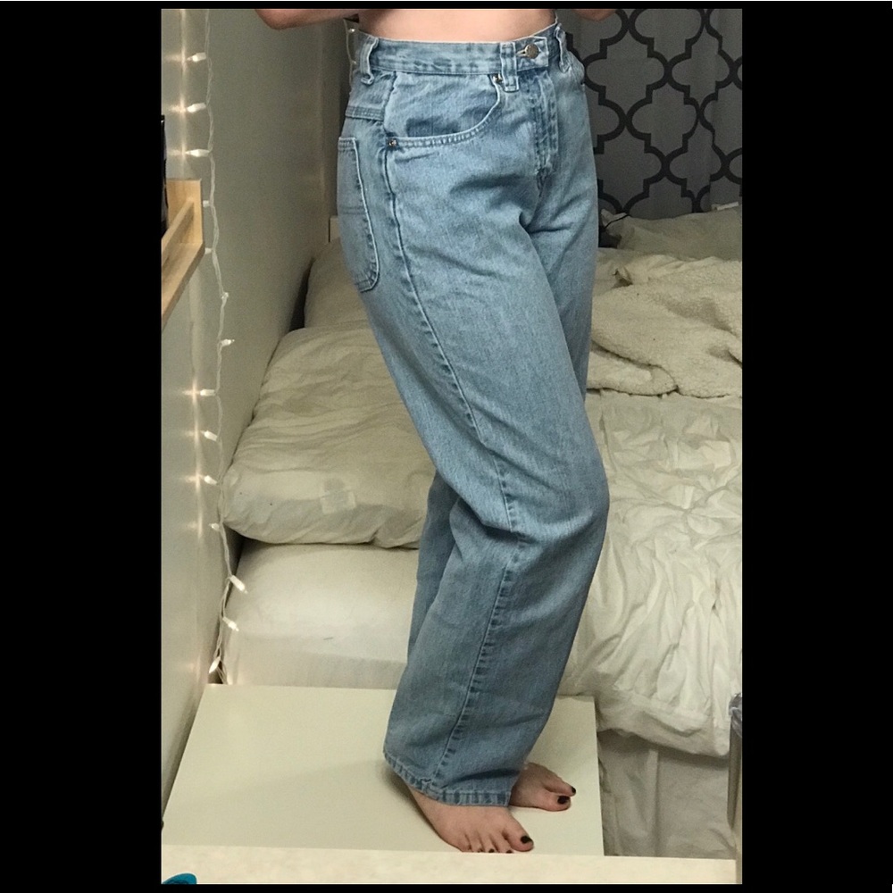 - riders - old loose high waisted jeans -